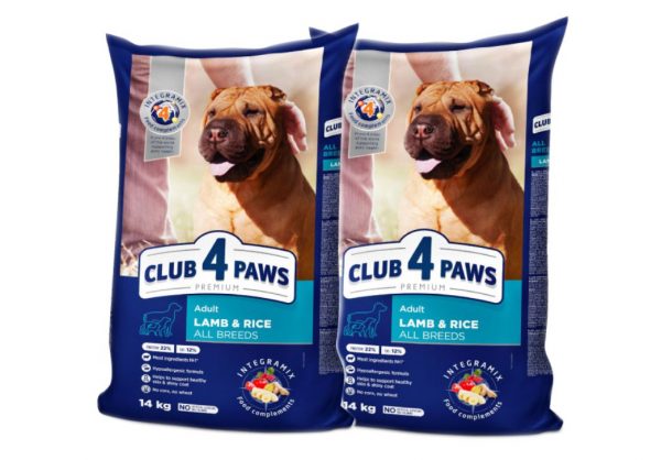 CLUB4PAWS Premium adult all breeds Lamb and rice
